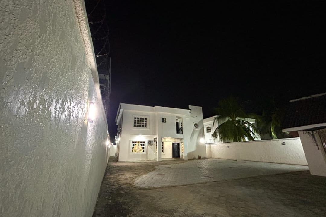 deity-villa-properties-images--17576835640.png