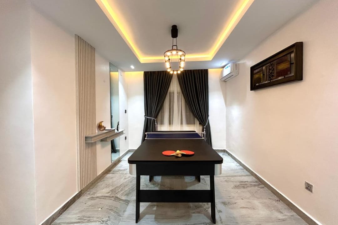 deity-villa-properties-images--175768356610.png