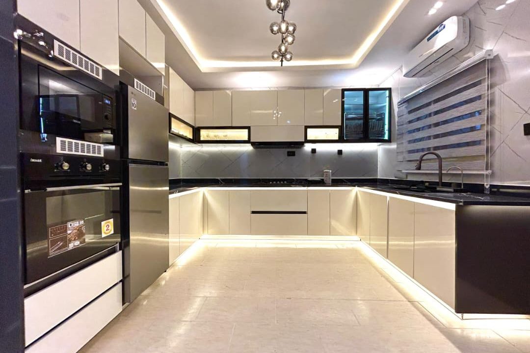 deity-villa-properties-images--175768356614.png