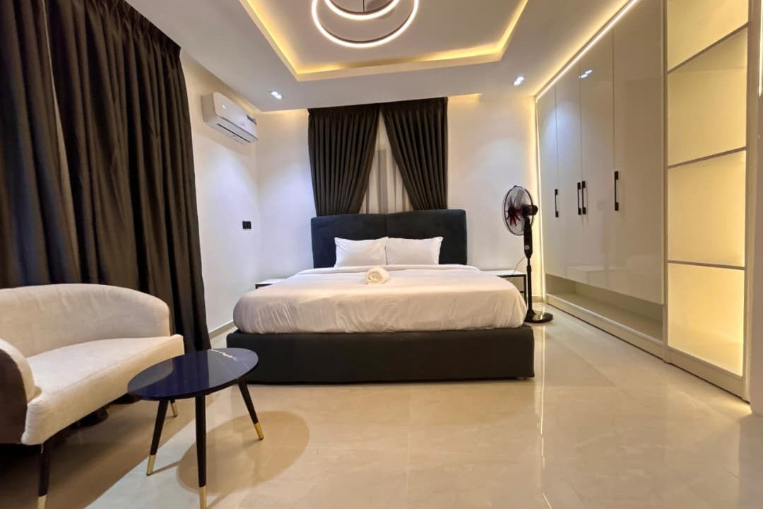 deity-villa-properties-images--175768356720.png